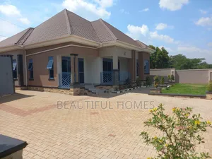 Furnished 4bdrm House in Kira for sale