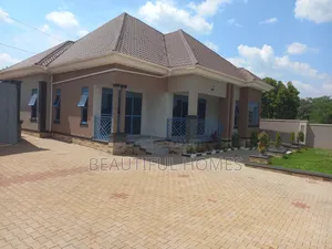 Furnished 4bdrm House in Kira for sale