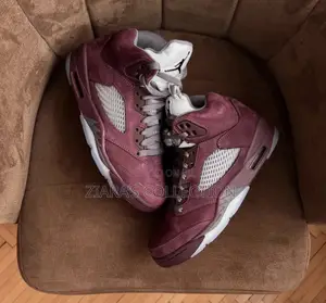 Original Jordan 5 Retro Sneakers