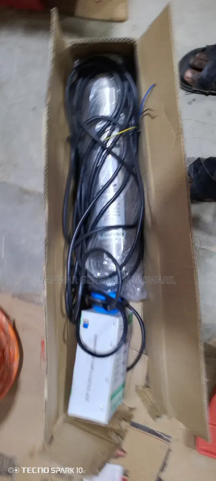 43m-Submersible Water Pumps.(Sucks From Bottom) Stainless Steel.