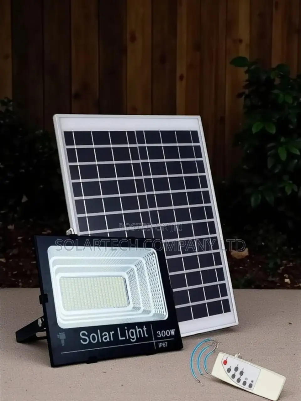 300w Led Solar Security Flood Light – Inbuilt Battery