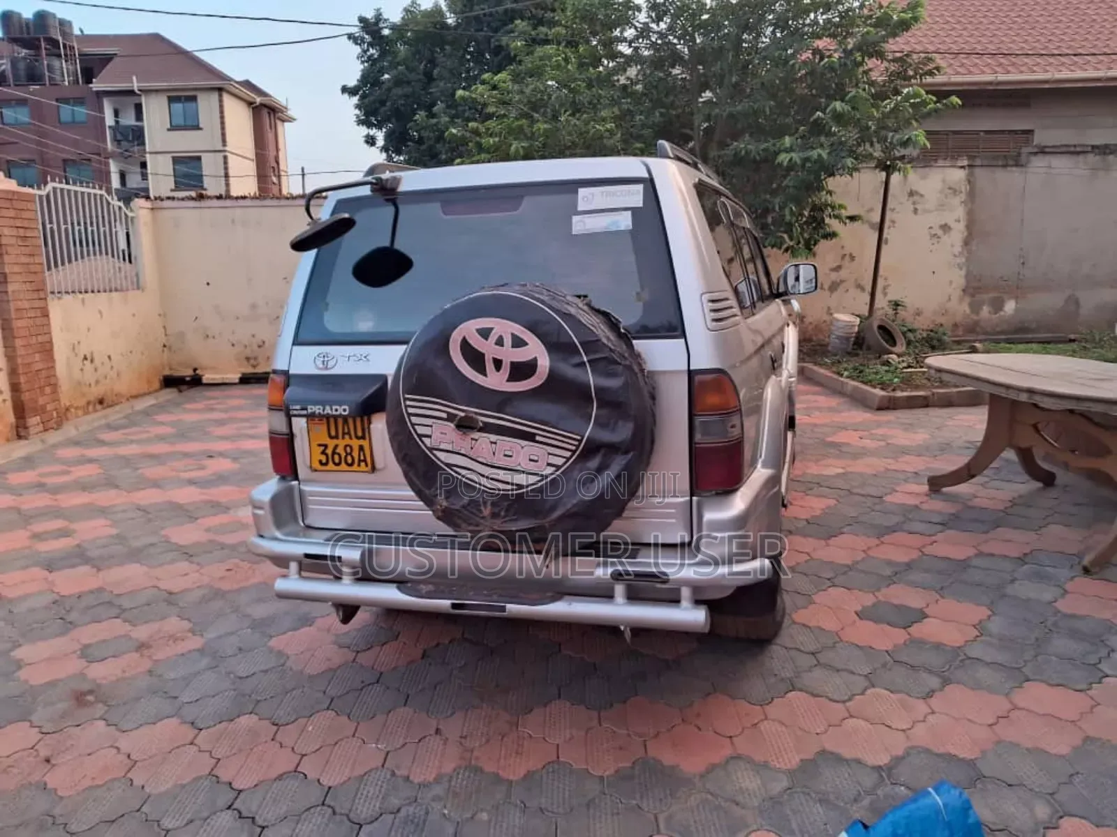 Toyota Land Cruiser Prado 2000 Silver