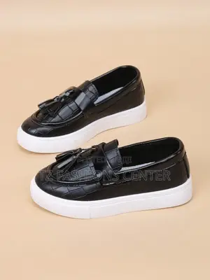 Shoes for Kidz With Good Leather Material