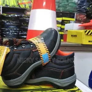 Rocklander Safety Shoe