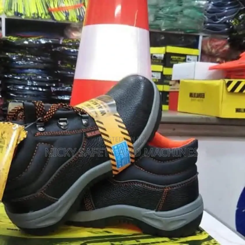 Rocklander Safety Shoe
