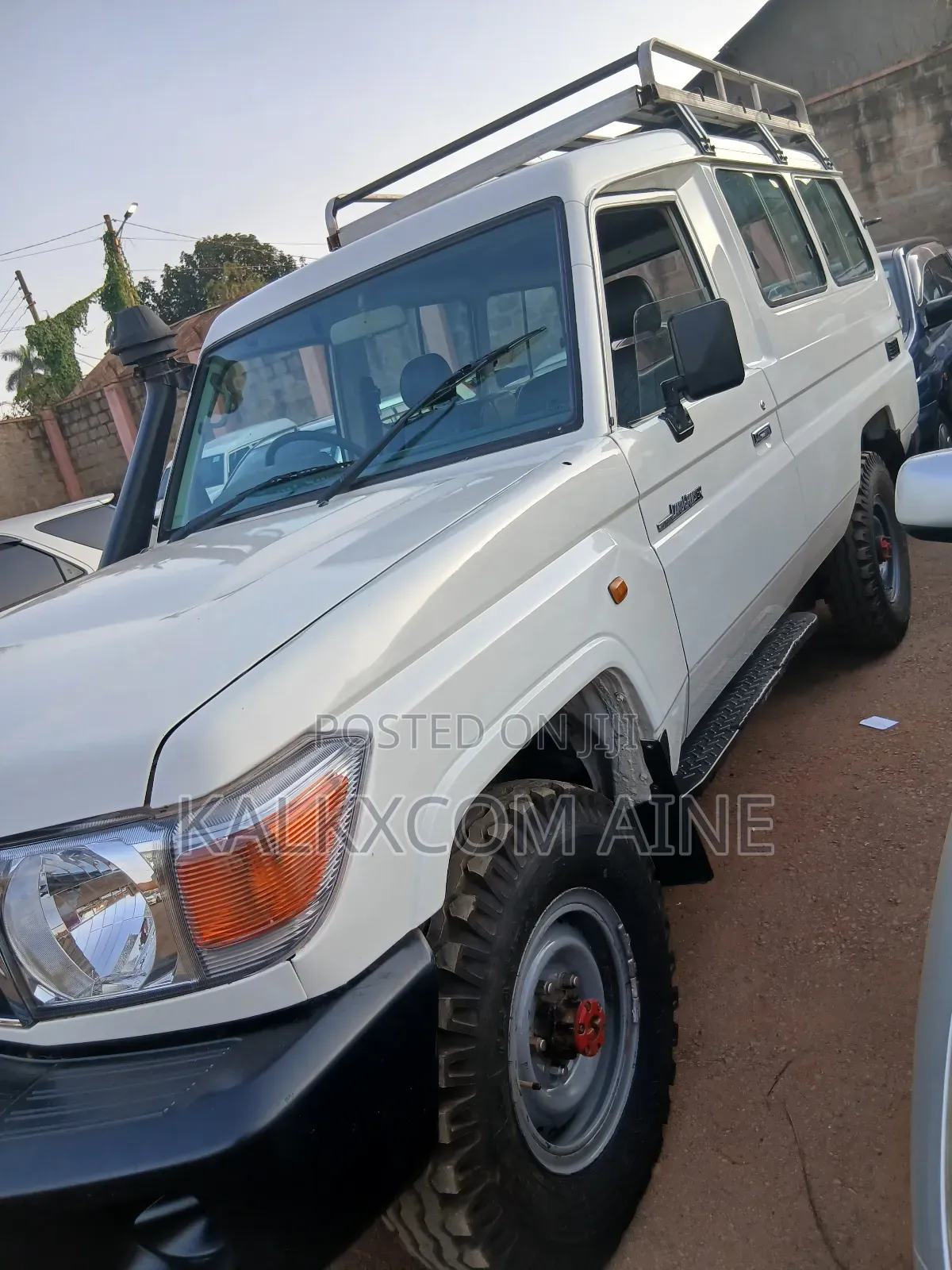 Toyota Land Cruiser 2013 White