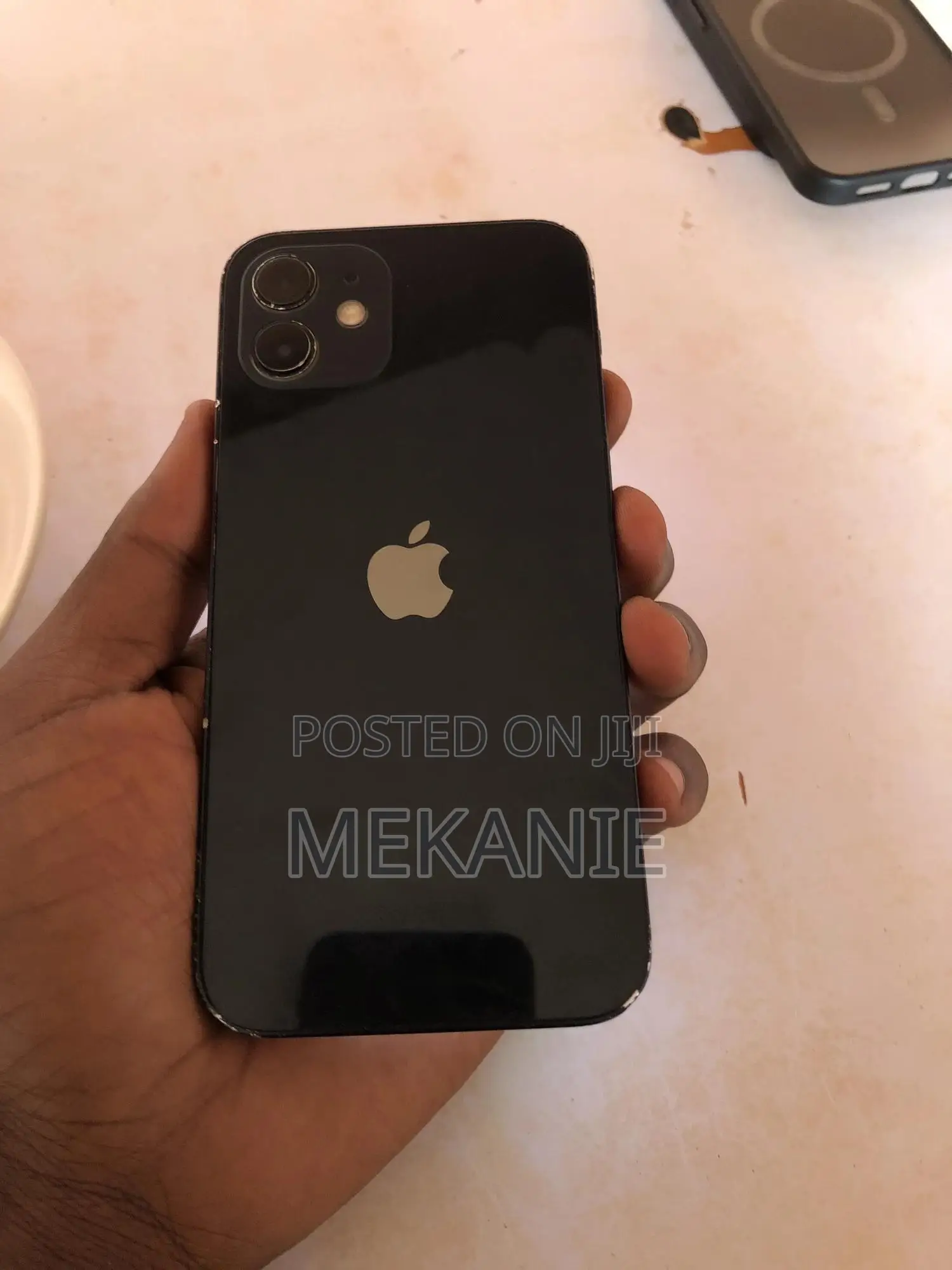 Apple iPhone 12 64 GB Gray