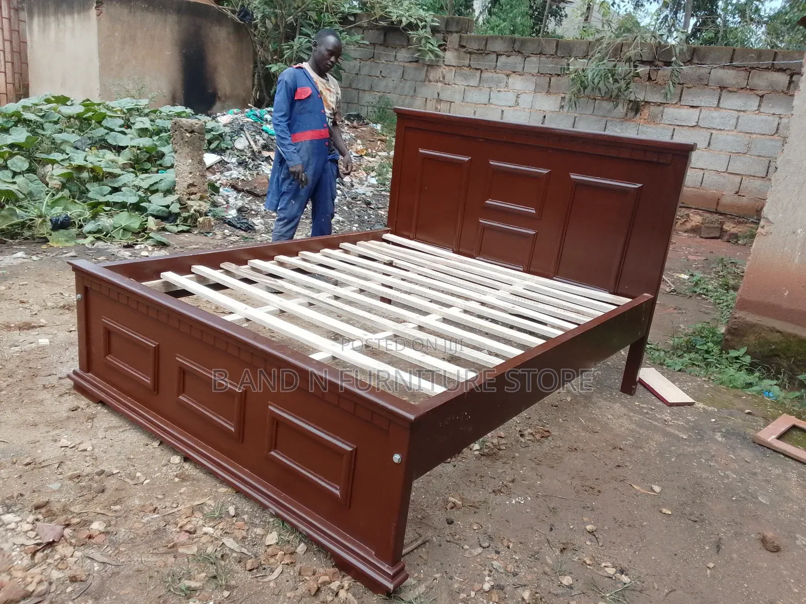 Woods Bed 5 by 6fts