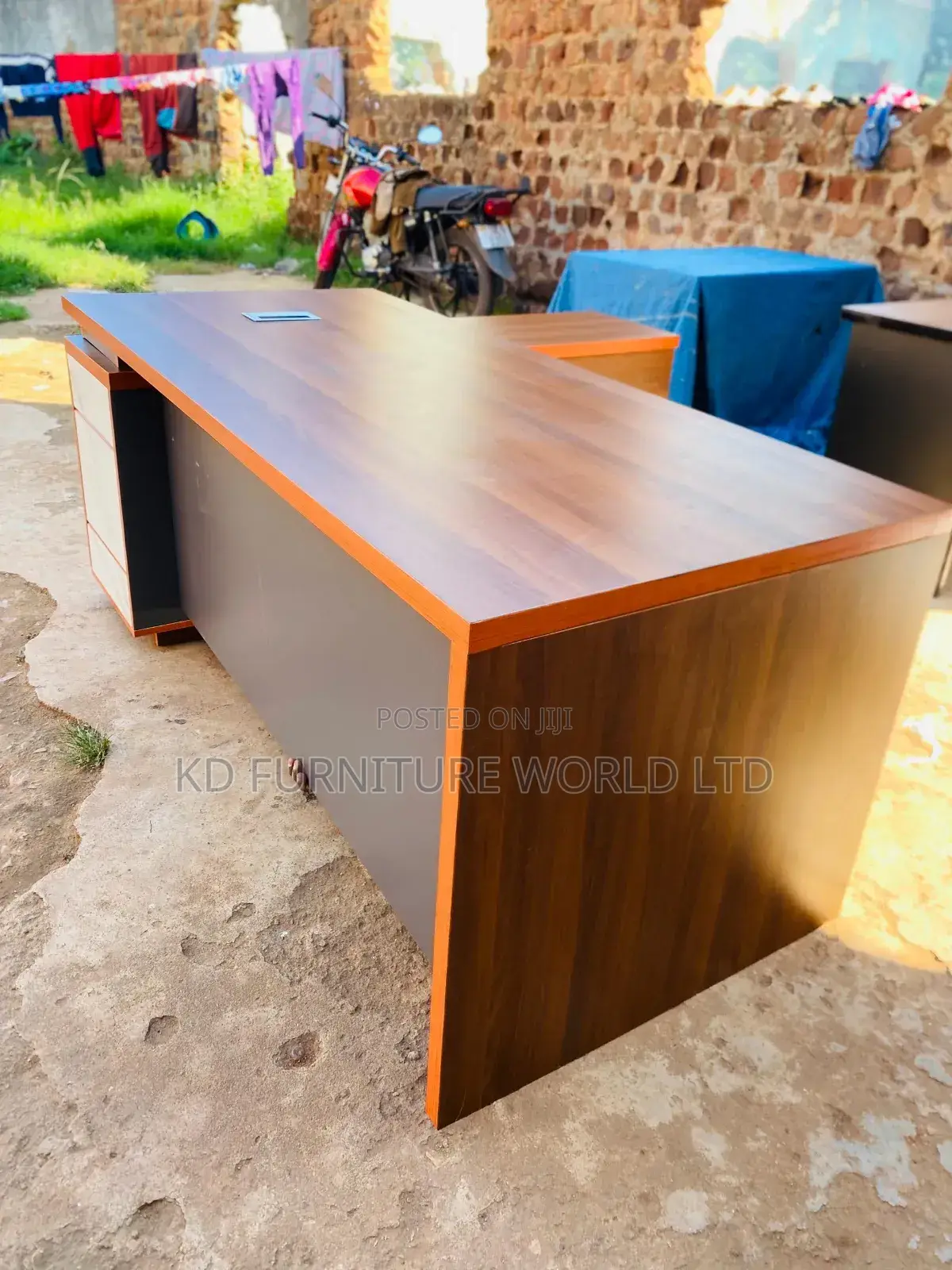 Modern Office Desks