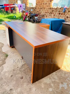 Modern Office Desks