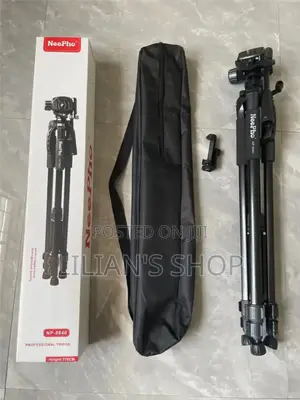 Neepho Np-8840 Professional Camera and Phone Tripod