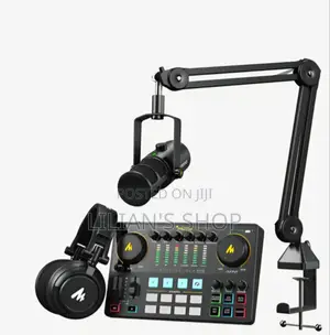 Maono Podcasting Equipment Bundle