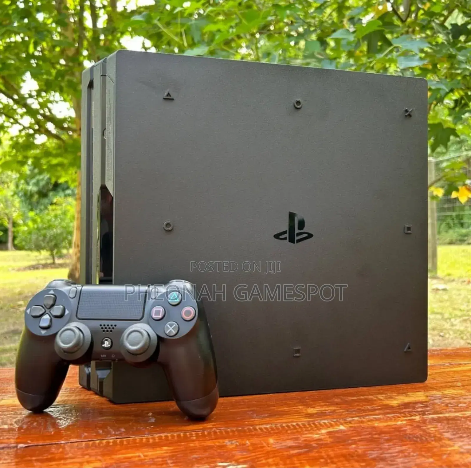 Playstation 4 Pro: Full Set. 25 Games. The Graphics Are Sweet!