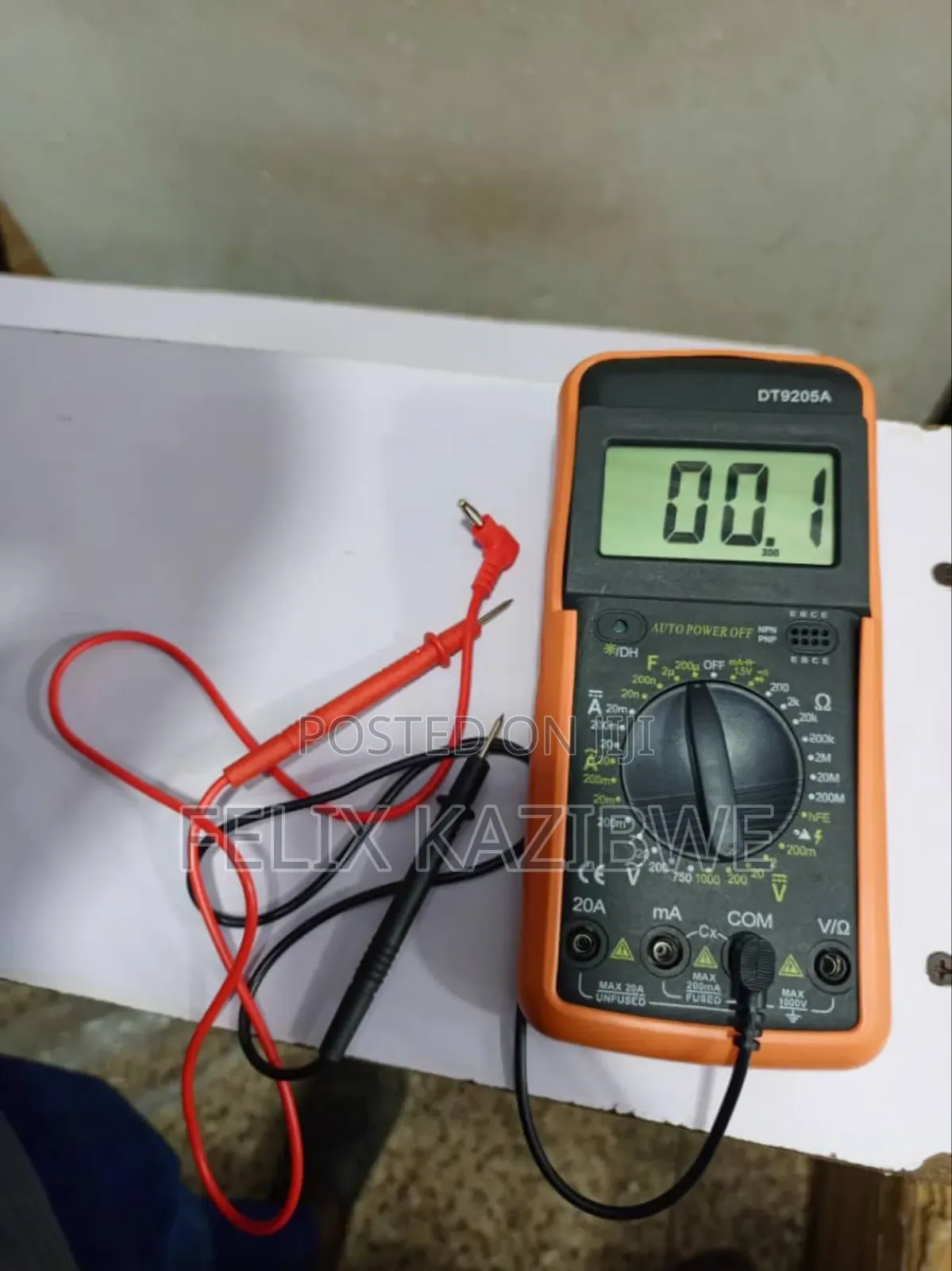 Digital Multimeter.