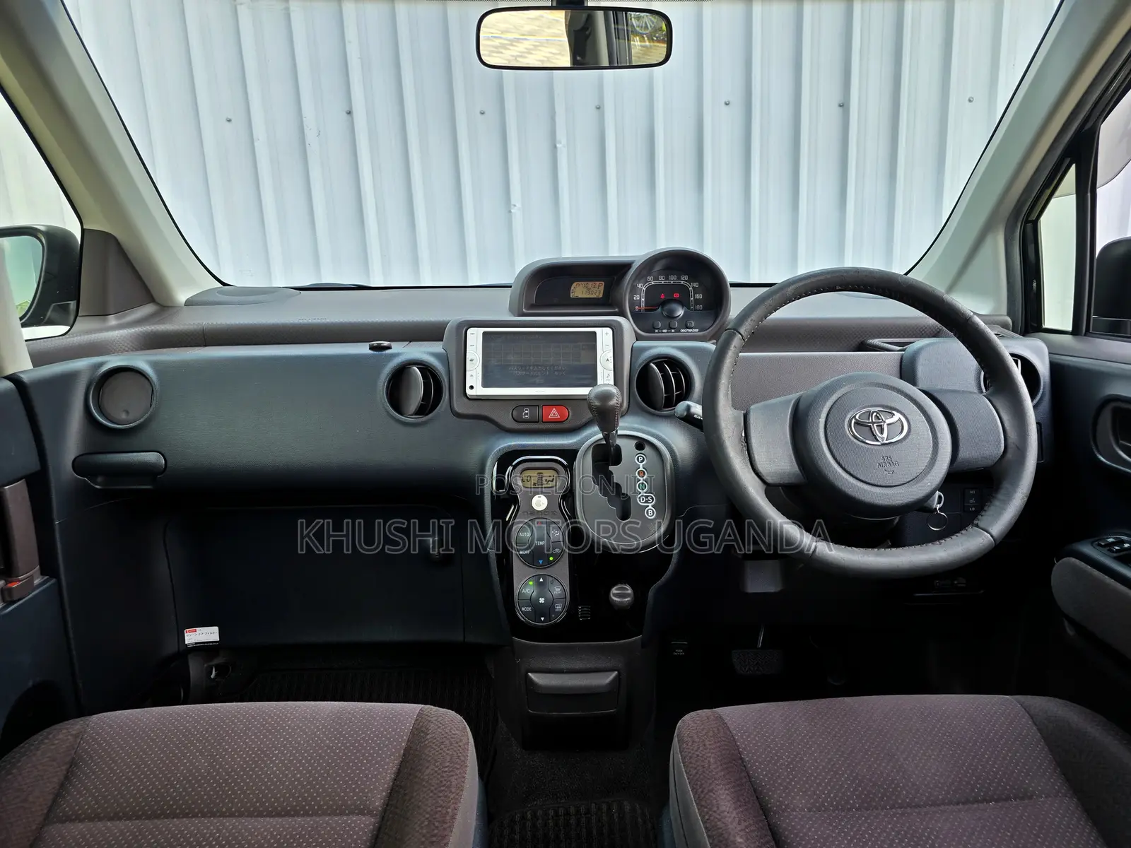 Toyota Porte 1.5 FWD 2012 Black