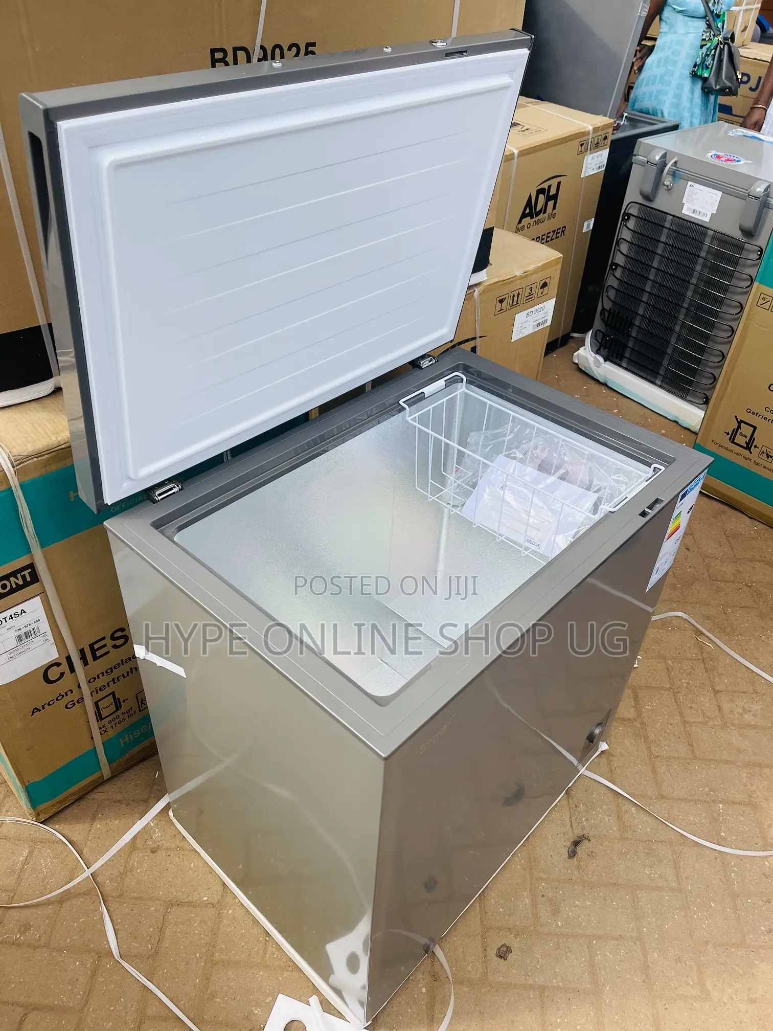 Low Power Consumption Smartec 260l Chest Deep Freezer