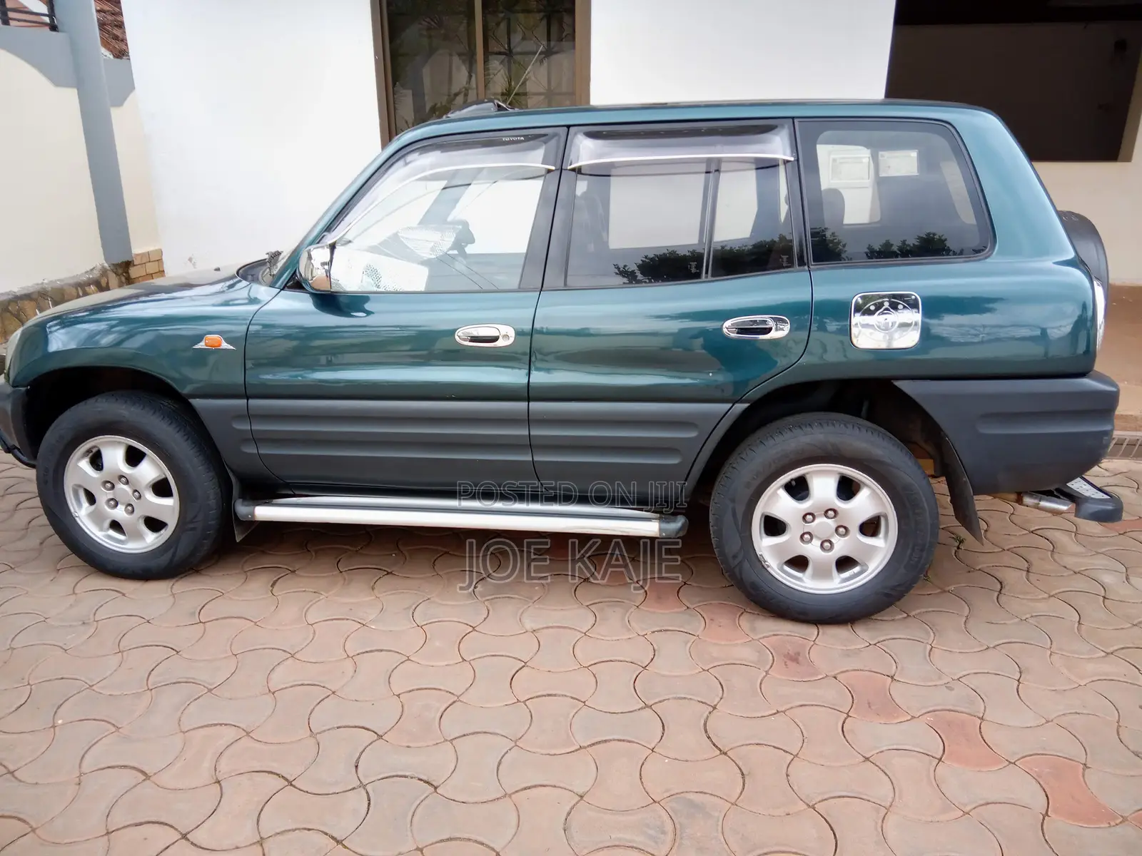 Toyota RAV4 1995 Green