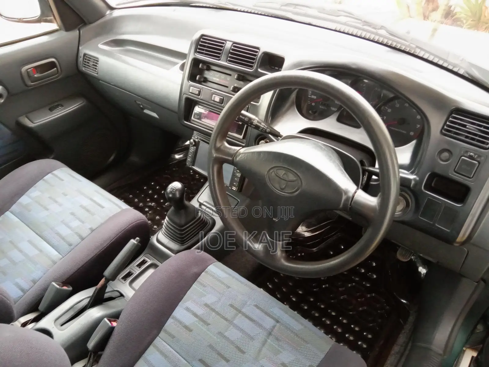 Toyota RAV4 1995 Green