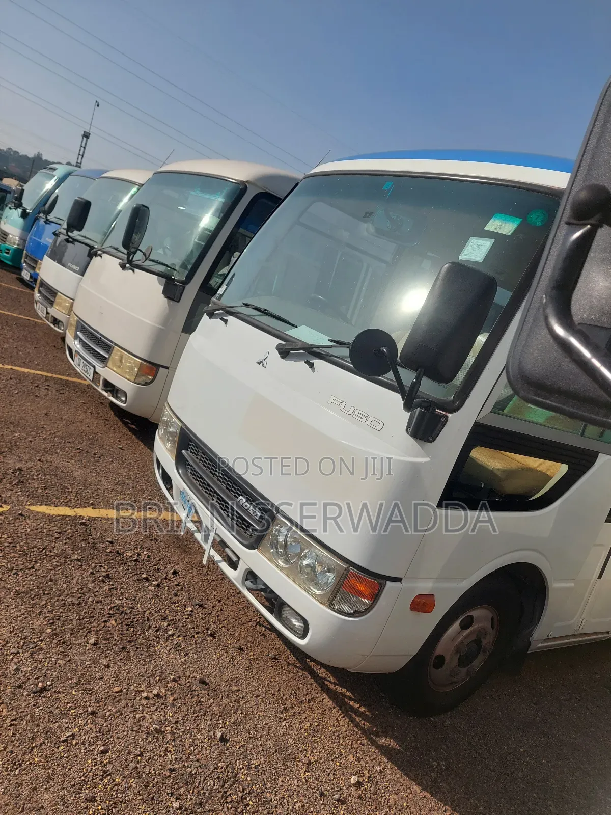 Mitsubishi Fuso Rosa 2012 White