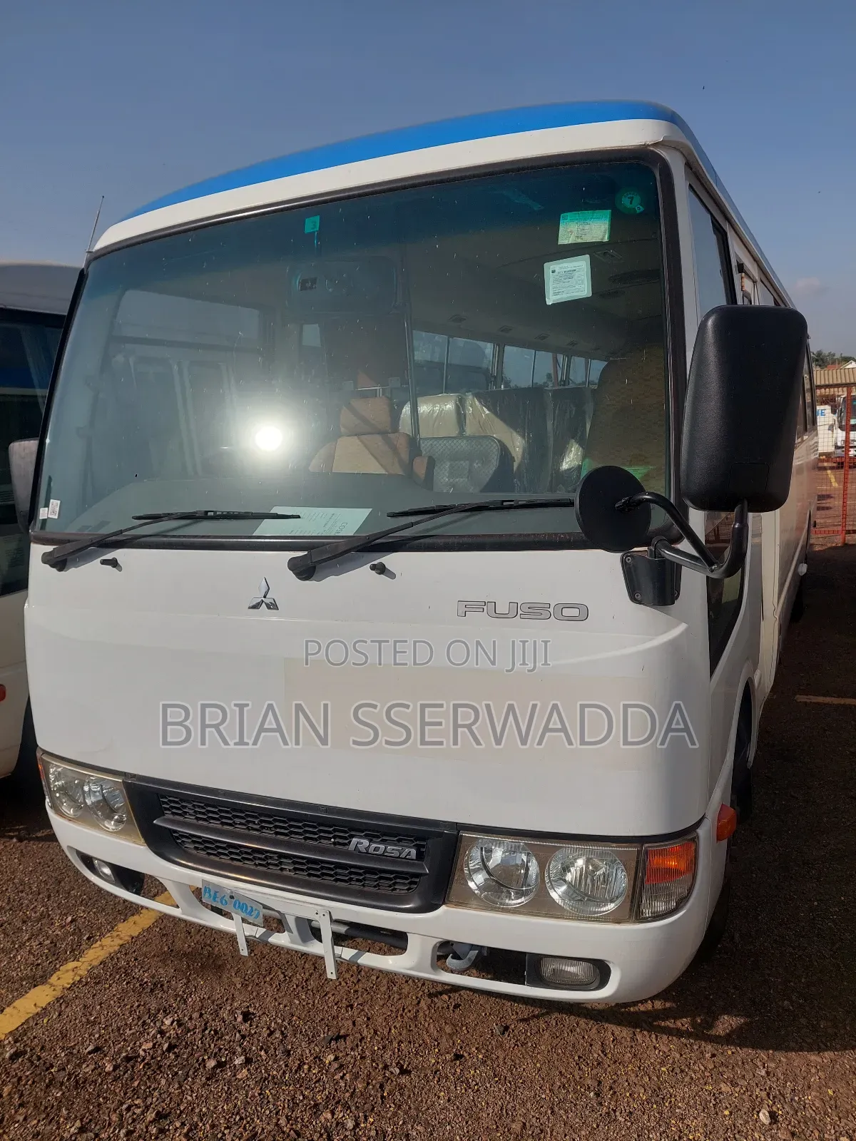 Mitsubishi Fuso Rosa 2012 White