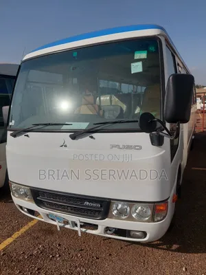 Mitsubishi Fuso Rosa 2012 White