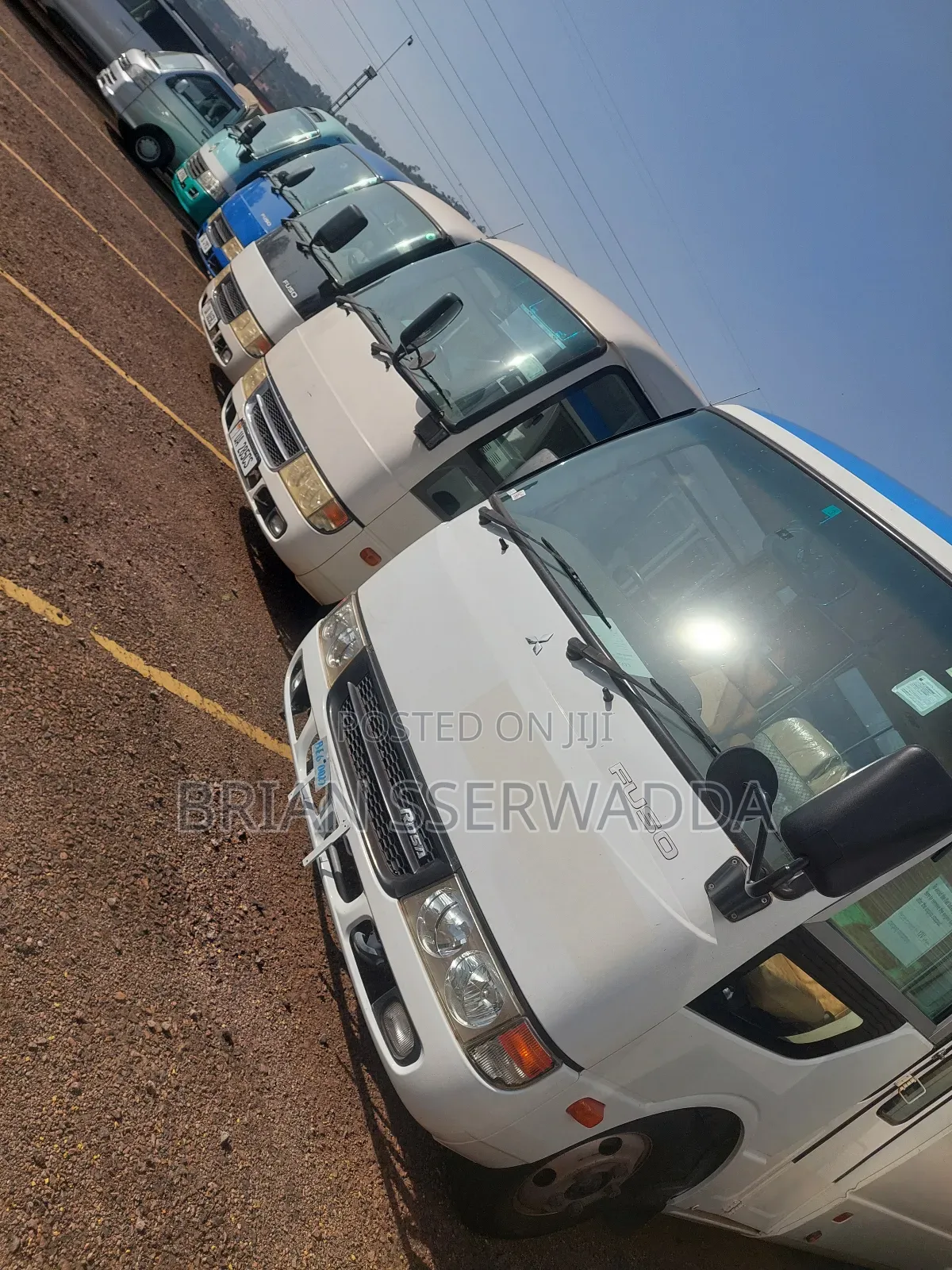 Mitsubishi Fuso Rosa 2012 White