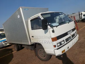 Isuzu Elf Box Body