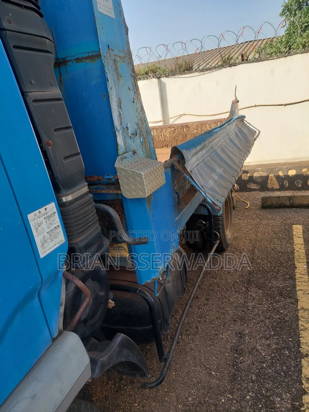 Mitshubishi Fuso Fighter Dumper Truck