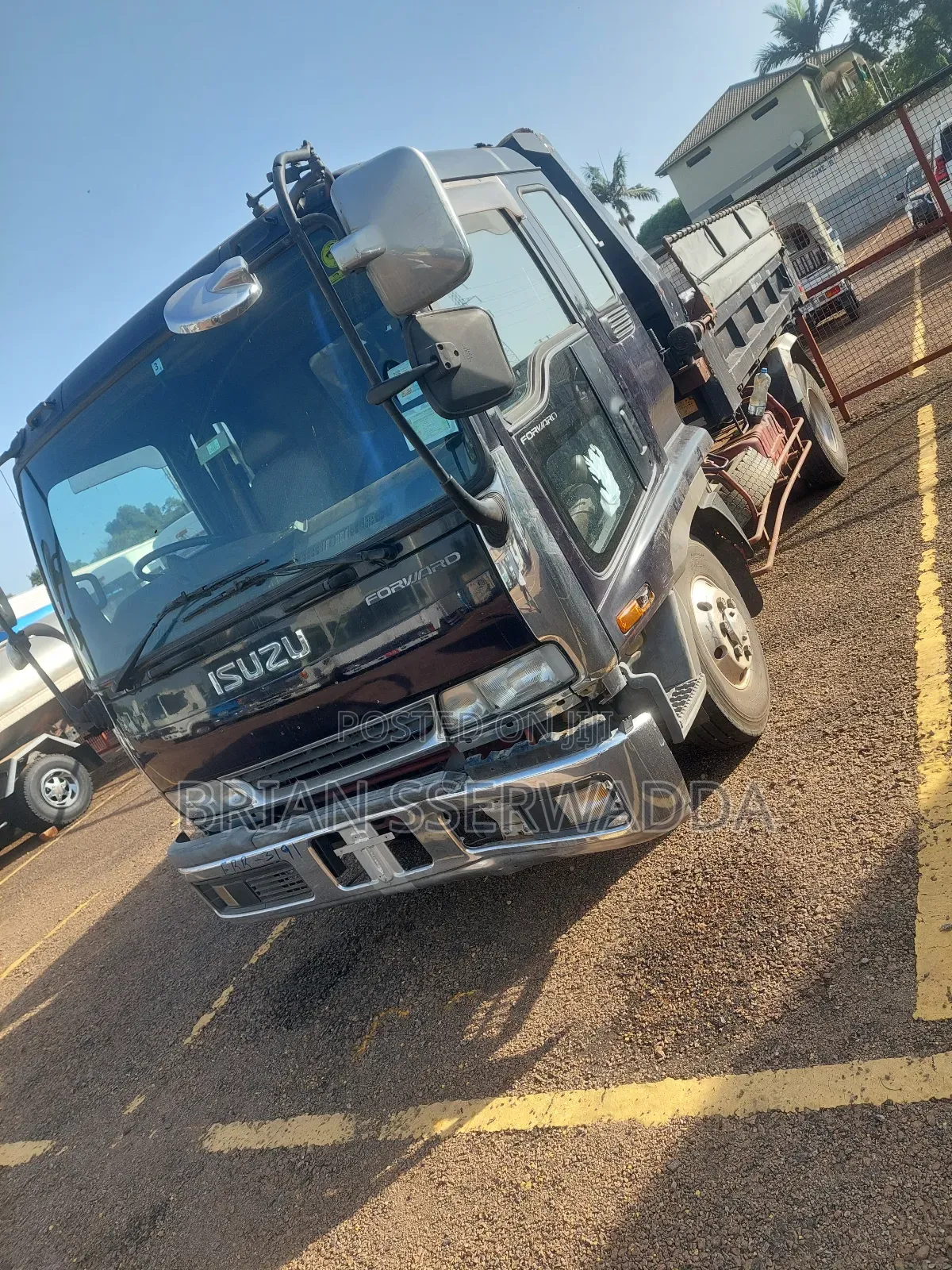 Isuzu Dumper Truck Baby Face