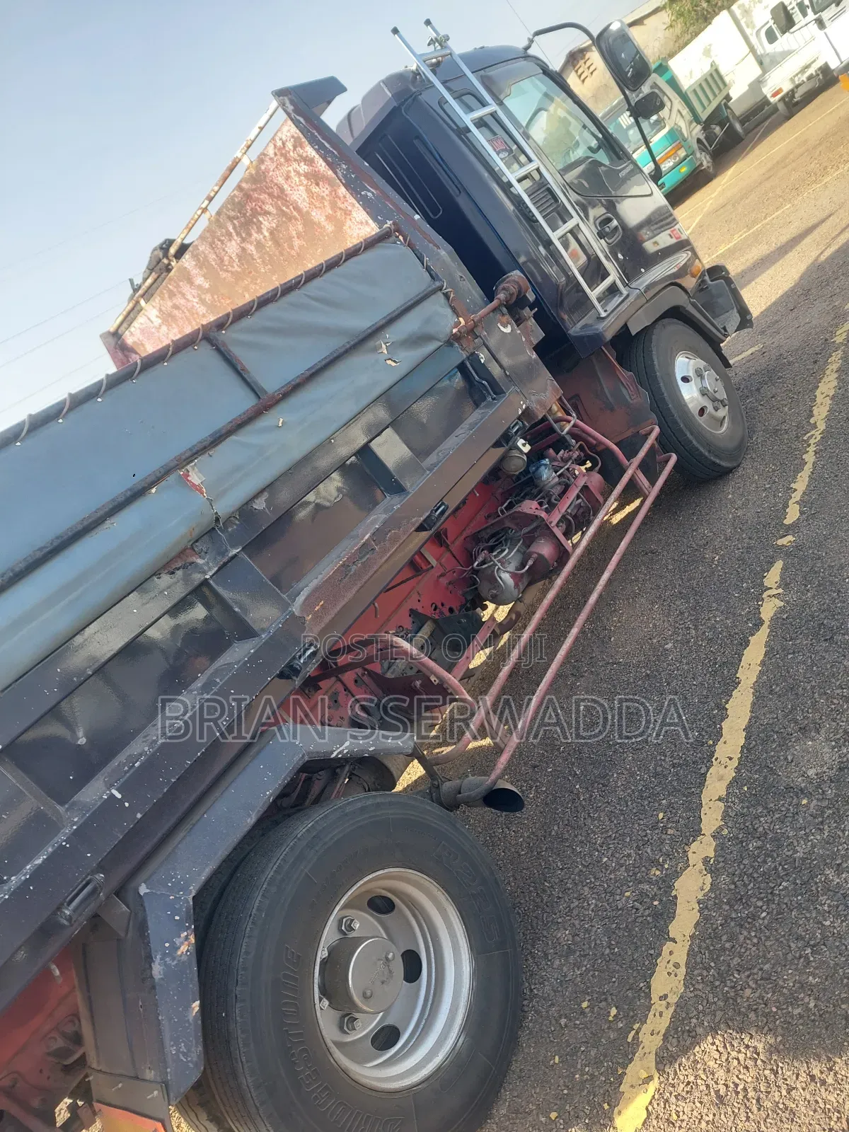Isuzu Dumper Truck Baby Face