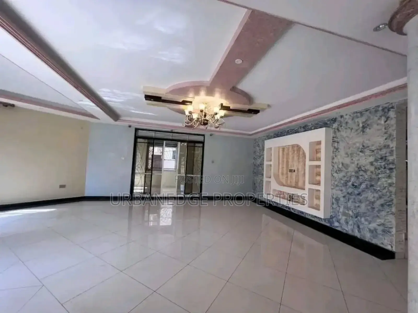 6bdrm Mansion in Bunga, Central Division for rent