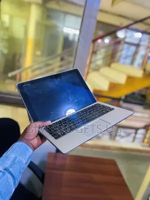 Laptop HP Elite X2 1011 G1 4GB Intel Core I5 SSD 256GB