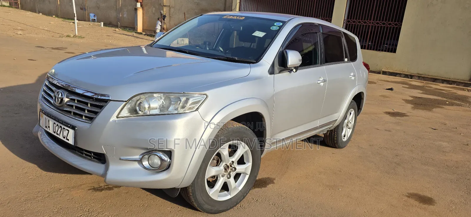 Toyota Vanguard 2011 Silver