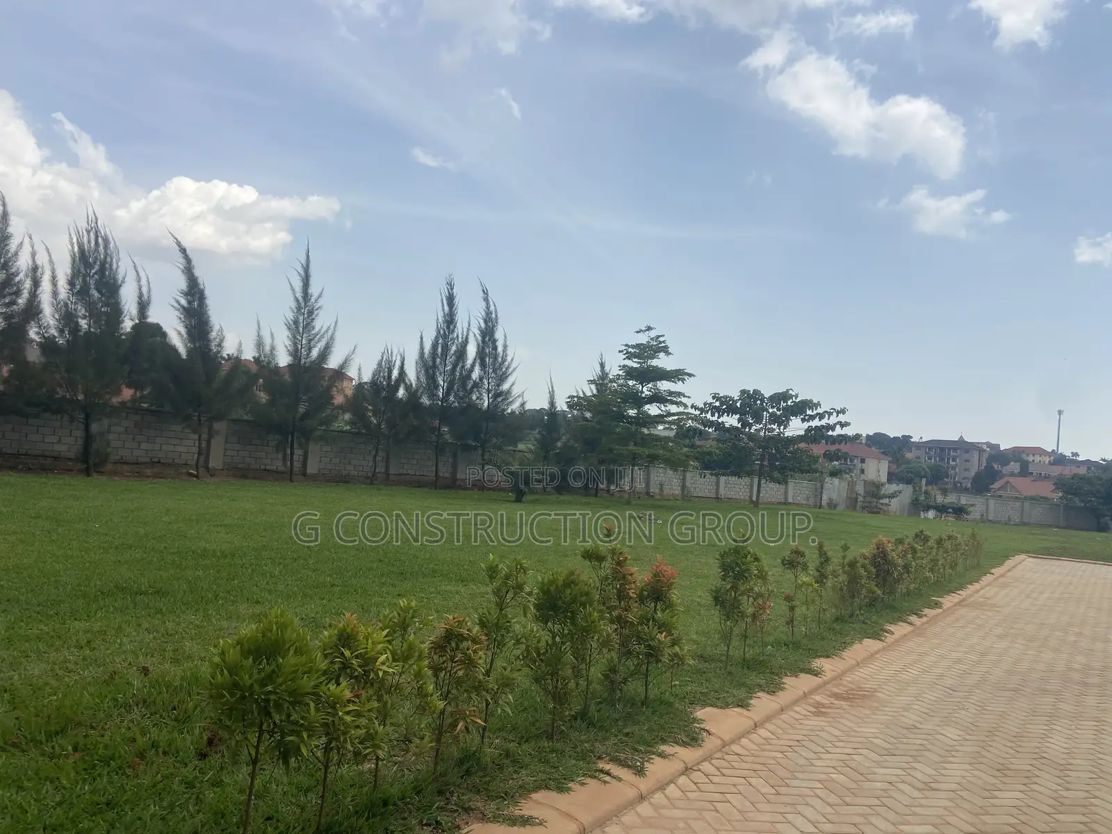 Luxurious And Spacious Gardens For Weddings And Functions In Kisasi