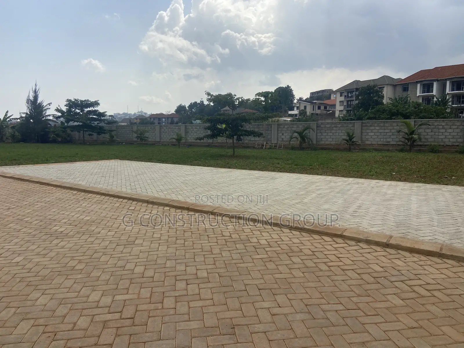 Luxurious And Spacious Gardens For Weddings And Functions In Kisasi