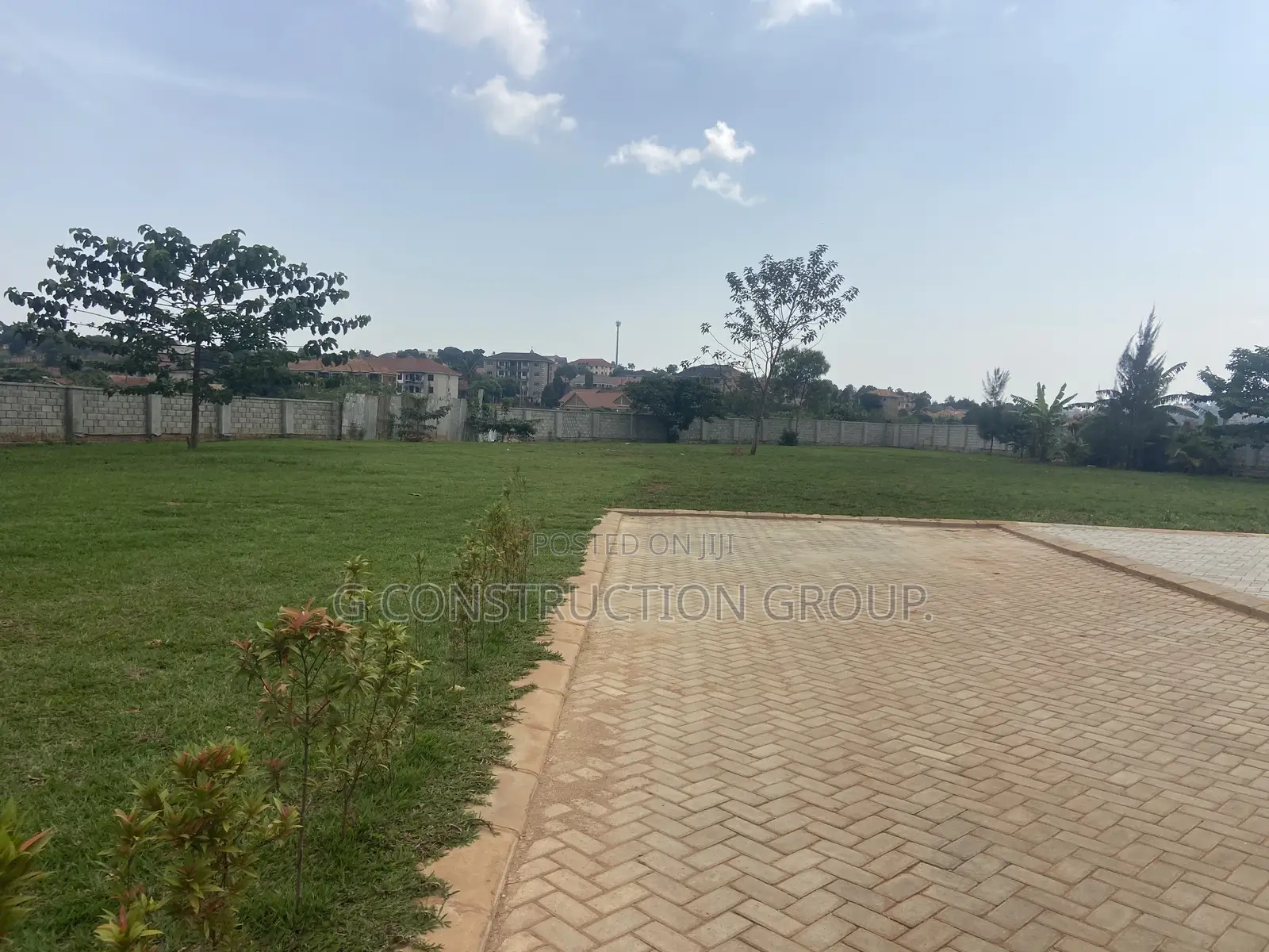 Luxurious And Spacious Gardens For Weddings And Functions In Kisasi