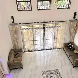 6bdrm Mansion in Bwebajja Akright, Central Division for rent
