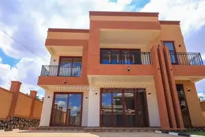 5bdrm Mansion in Buziga, Central Division for rent