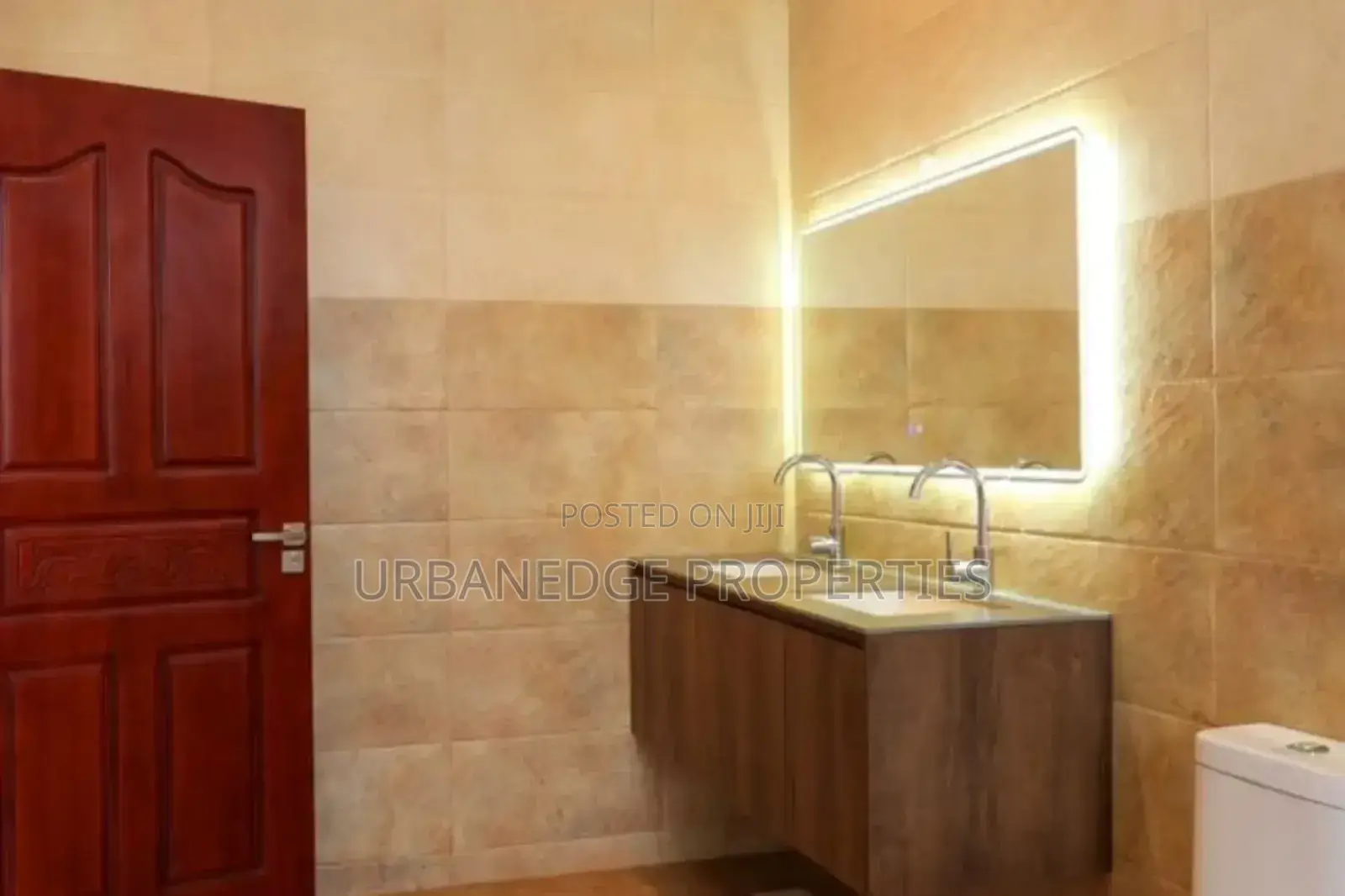5bdrm Mansion in Buziga, Central Division for rent