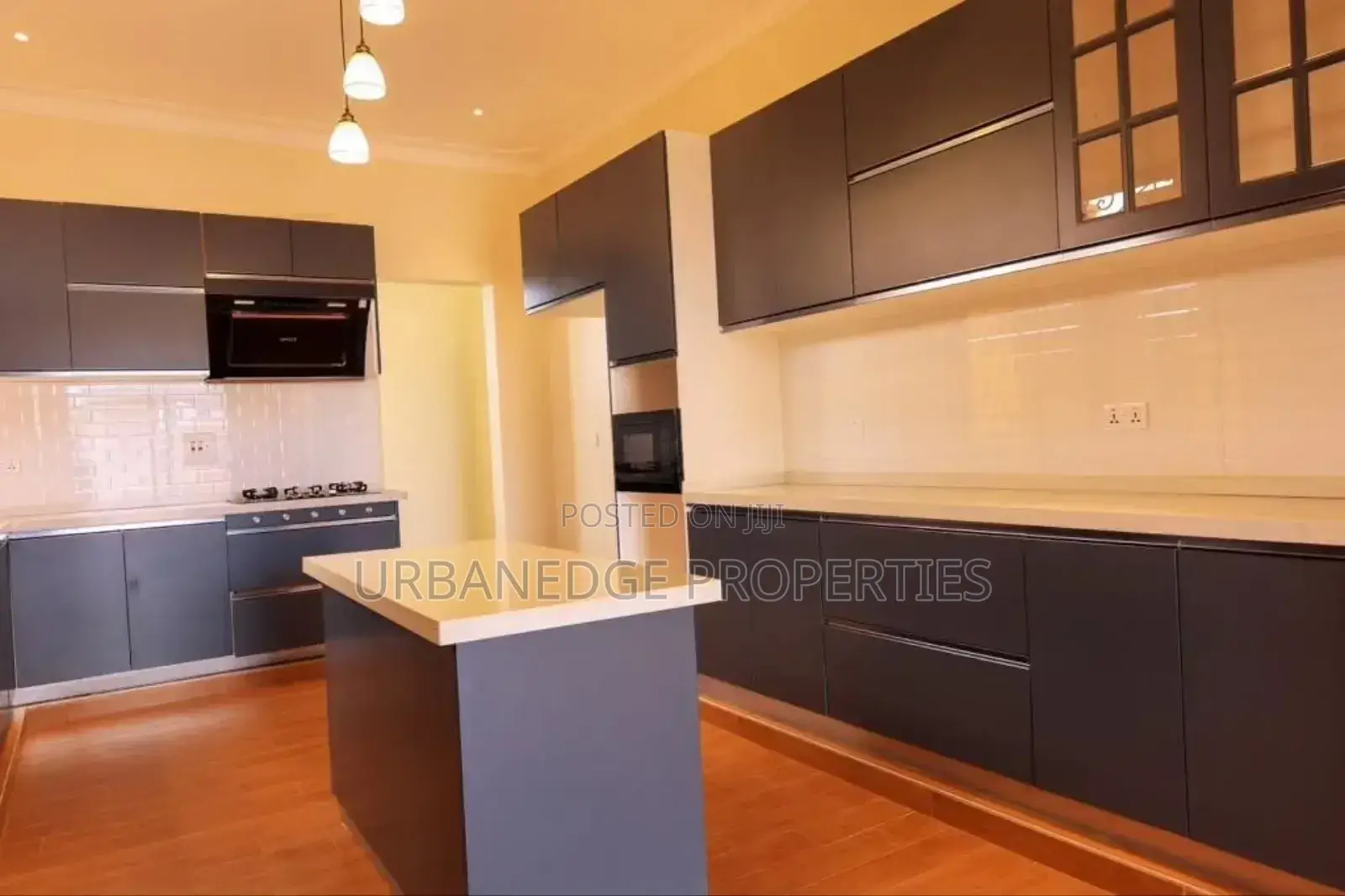 5bdrm Mansion in Buziga, Central Division for rent