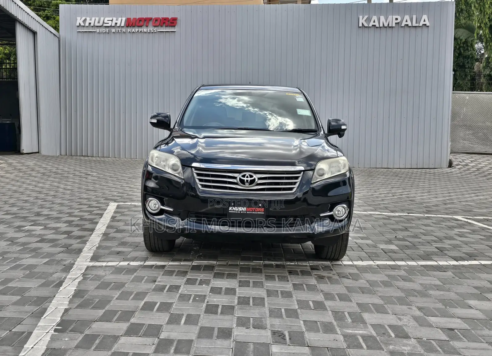 Toyota Vanguard 2012 Black