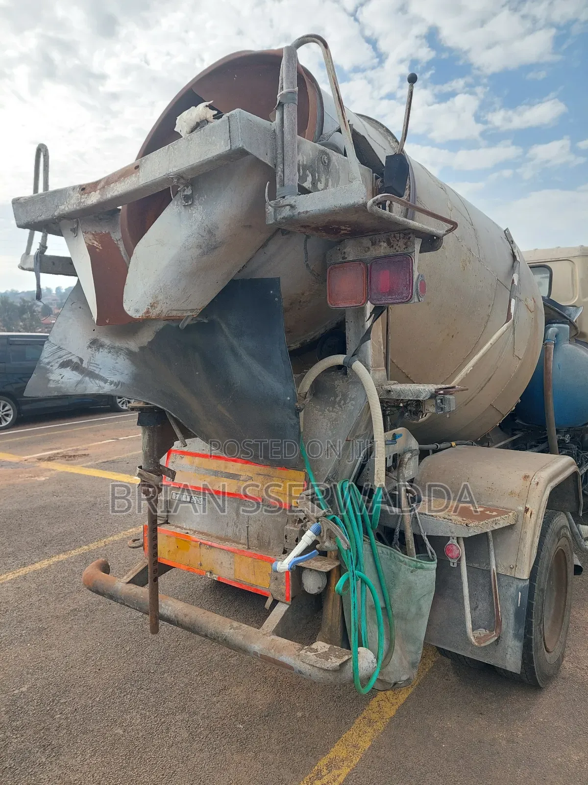 Fisuzu Forward Concrete Mixer