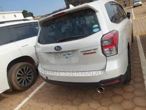 Subaru Forester 2017 White