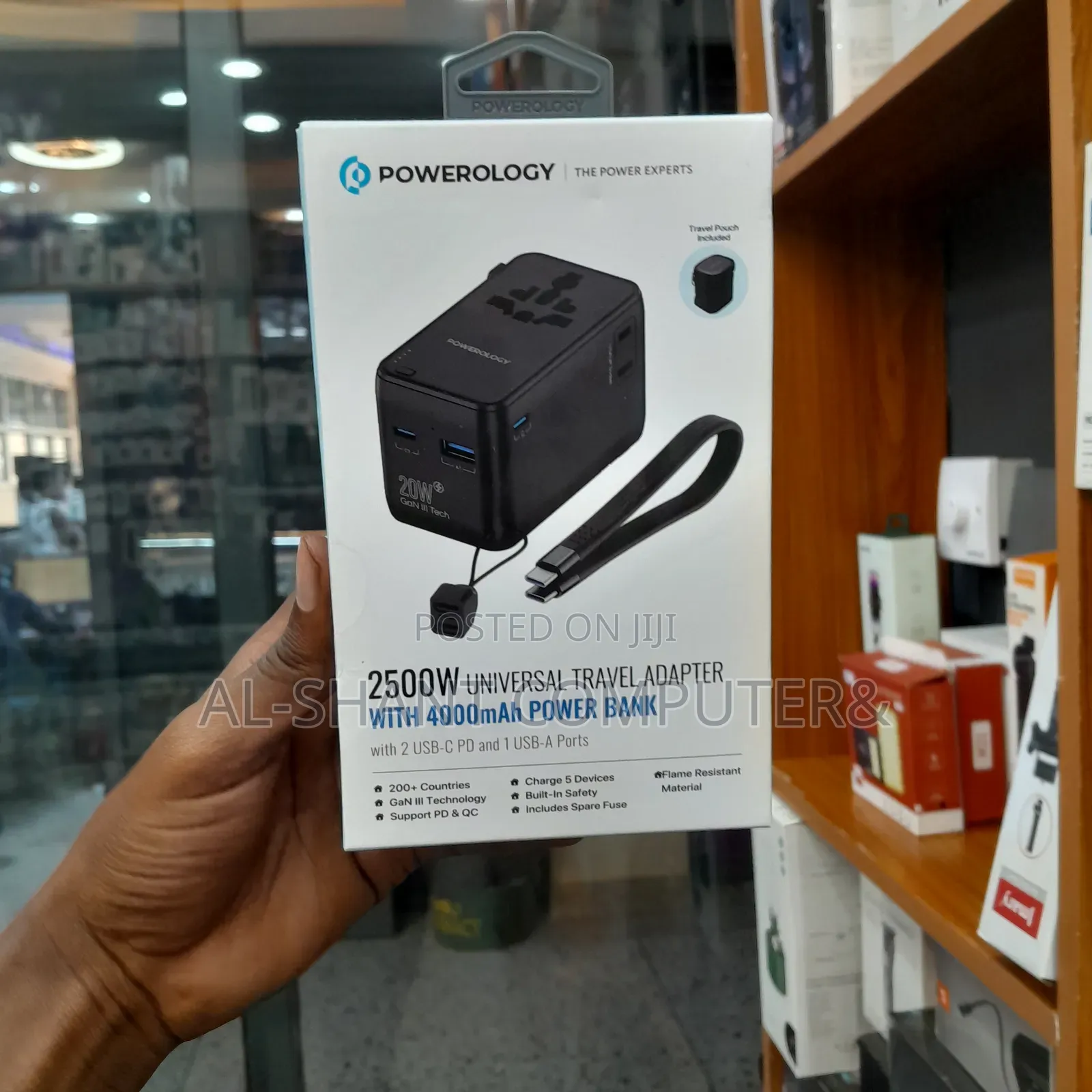 Powerology 2500w Travel Adapter With 4000mah Power Bank
