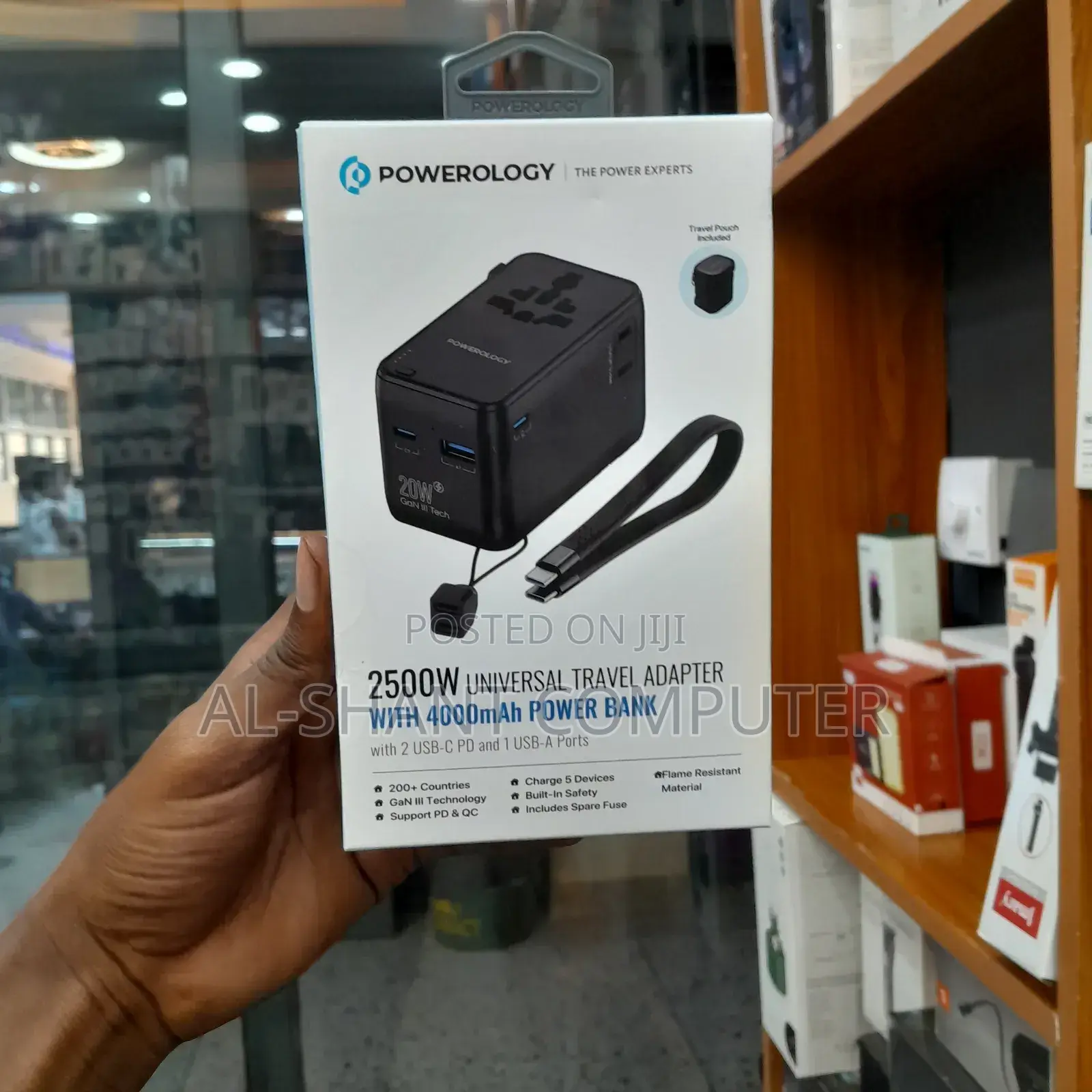 Powerology 2500w Travel Adapter With 4000mah Power Bank