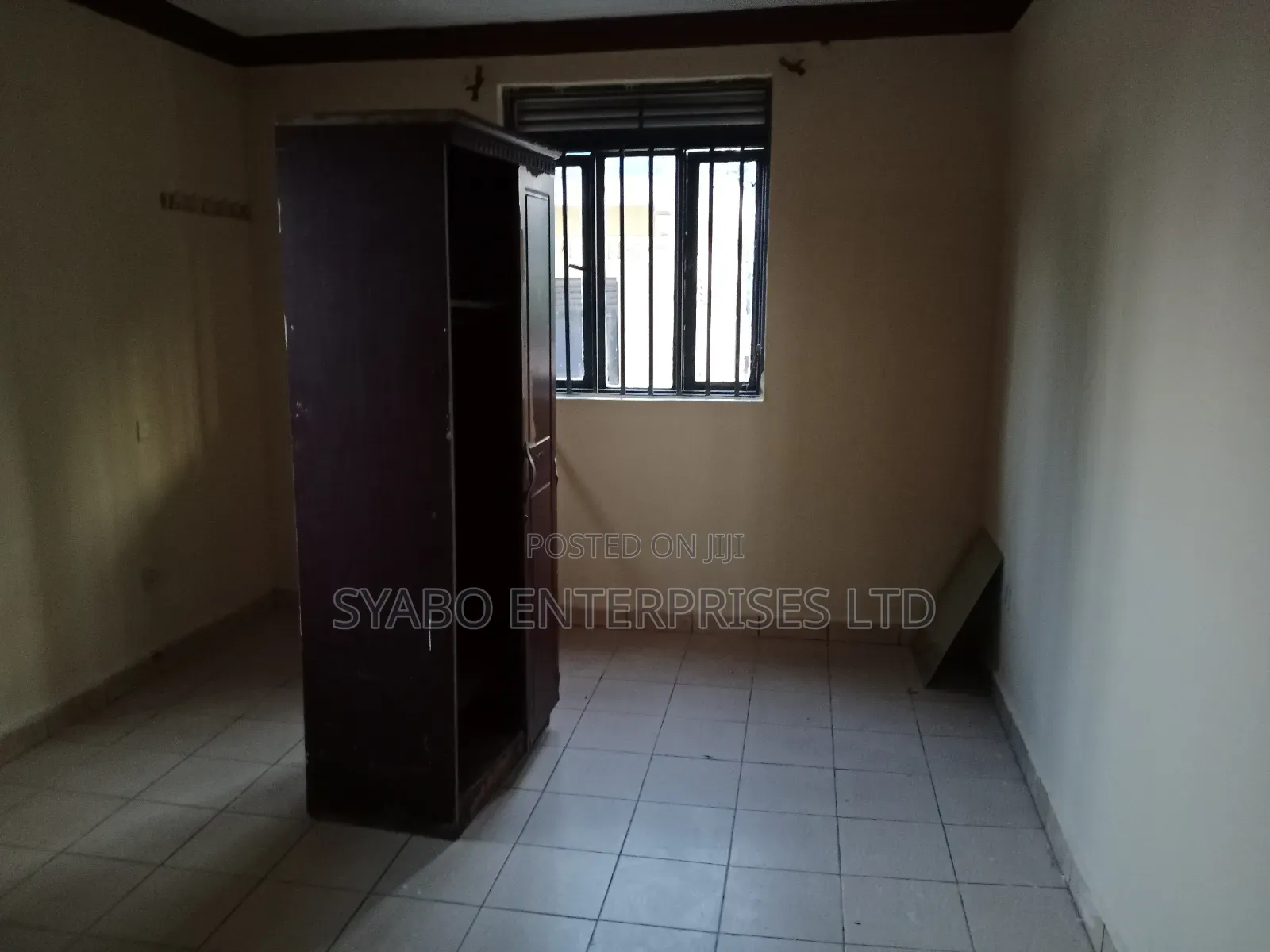 2bdrm House in Kawuku Ggaba Road, Makindye for rent