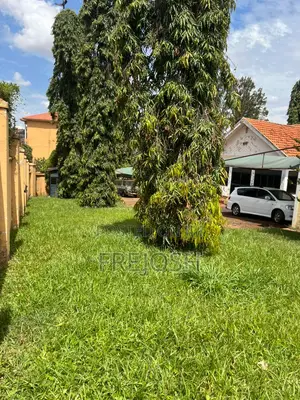 4bdrm Bungalow in Central Division for sale