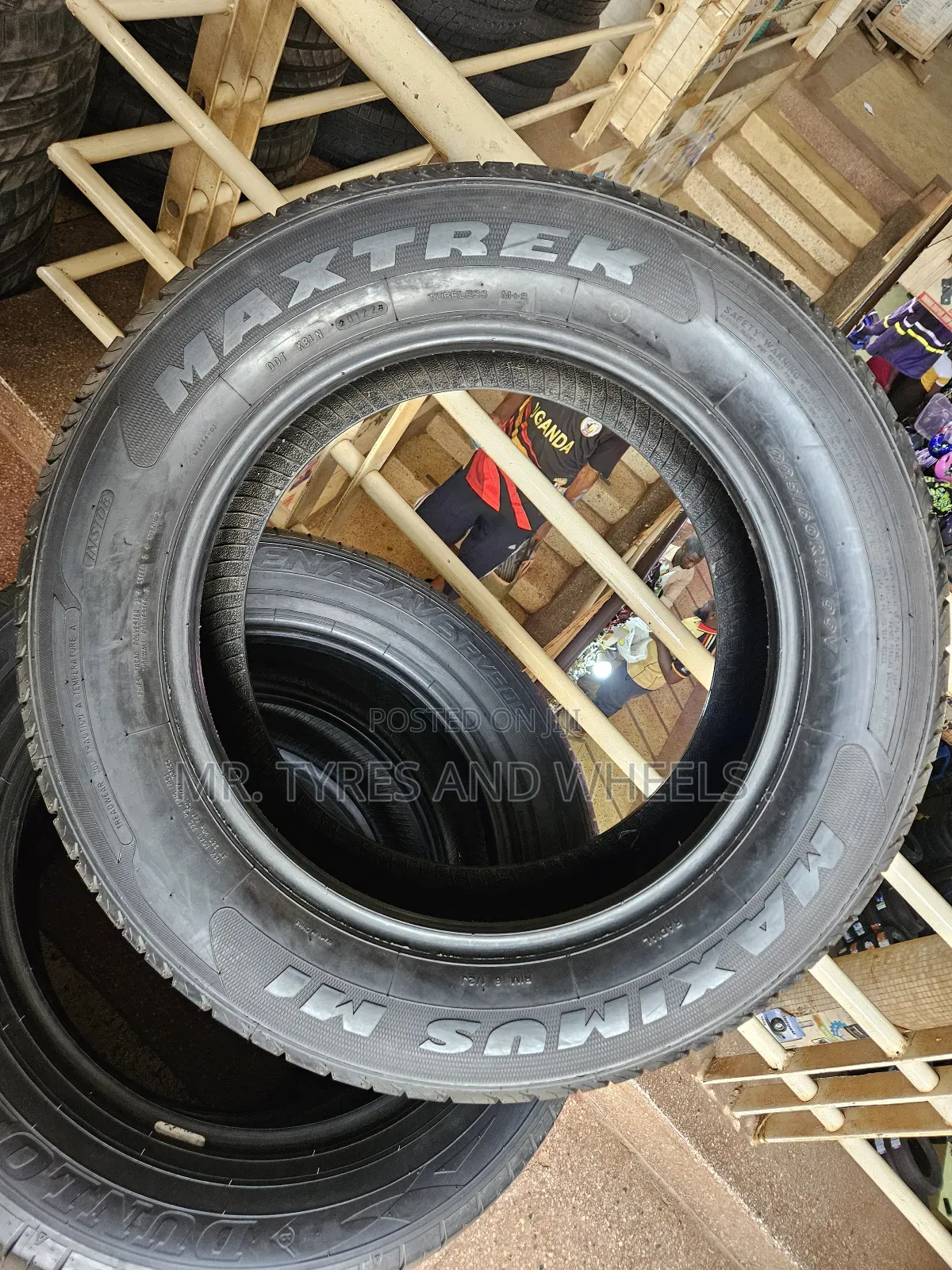 225 60 R17 Maxtrek Very Confident On The Road Just Incase U Need 1 .