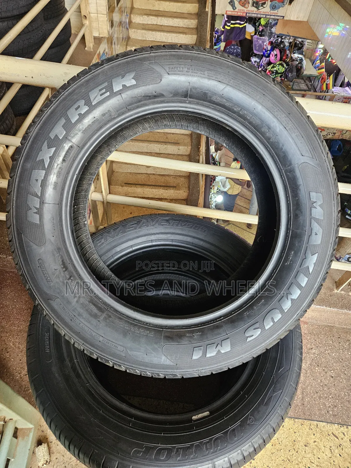 225 60 R17 Maxtrek Very Confident On The Road Just Incase U Need 1 .