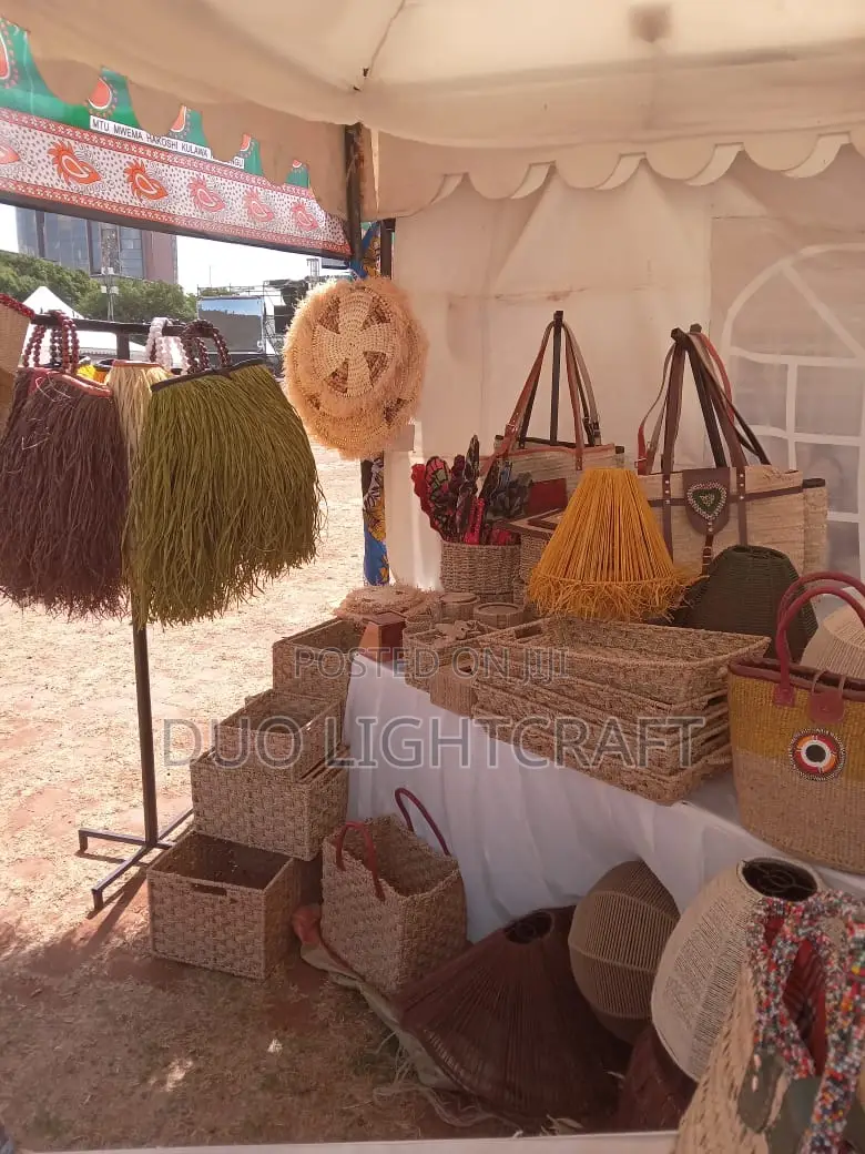 Handwoven Palm Leaves Kikapu Basket With Leather and Raffia Details